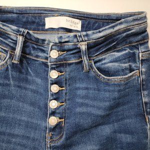 Ladies size 28 x 33 belle bottom jeans "flare leg" Bridge by gly by The Buckle
